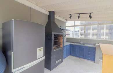 Imagem: O apartamento na cobertura possui 4 Dormitórios, 5 Banheiros