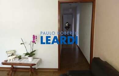 Imagem: A casa à venda possui 4 Dormitórios, 4 Banheiros, 2 Vagas