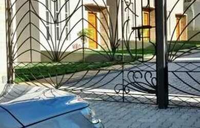 Imagem: A casa em condomínio possui 3 Dormitórios, 3 Banheiros, 2