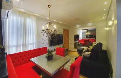 Imagem: O apartamento possui 2 Dormitórios, 1 Banheiro, 1 Vaga na garagem