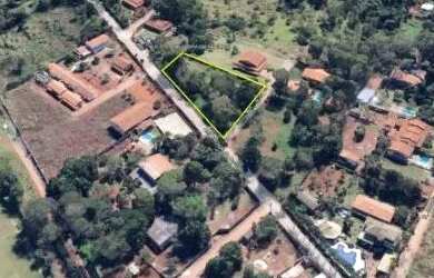 Imagem: O terreno possui 2800m² de Área e está localizado em Goiânia