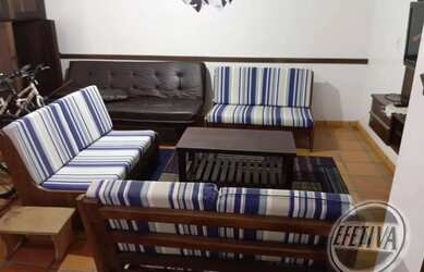 Imagem 10: Oportunidade Única: Casa no Centro de Guaratuba com Suíte e Churrasqueira