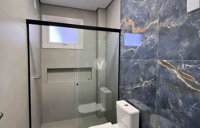 Imagem 15: Casa com 229 m², pátio e 2 vagas de garagem em condomínio fechado em...