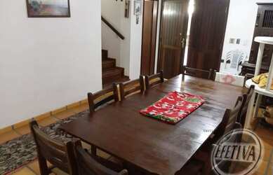 Imagem 16: Oportunidade Única: Casa no Centro de Guaratuba com Suíte e Churrasqueira