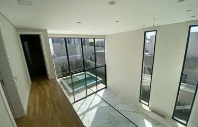 Imagem 6: Sobrado de alto padrão para locação no Alphaville Residencial Gênesis...