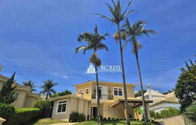 Imagem: A casa em condomínio possui 4 Dormitórios, 5 Banheiros, 5