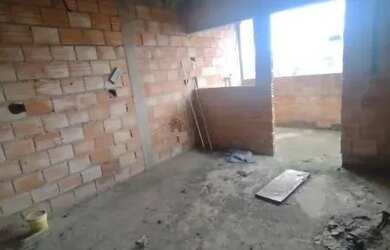 Imagem 8: CASA GEMINADA INACABADA. Área de serviço, 85m² de Área, 2 Vagas na...