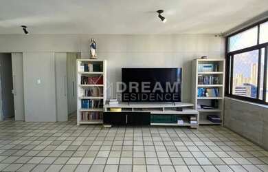 Imagem 5: Imóvel para venda possui 240 metros quadrados com 4 quartos em Boa Viagem - Recife - PE