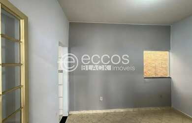 Imagem 4: Casa para aluguel, 2 quartos, 4 vagas, Cidade Nova - UBERABA/MG