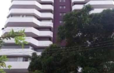 Imagem: O apartamento possui 2 Dormitórios, 3 Banheiros, 2 Vagas na