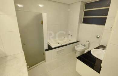 Imagem 15: Apartamento para alugar no bairro Moinhos de Vento com 340 m² e 3 dormitórios