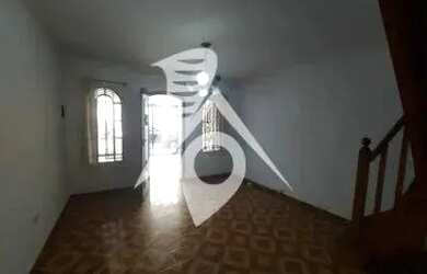 Imagem: A casa possui 2 Dormitórios, 2 Banheiros, 1 Vaga na garagem