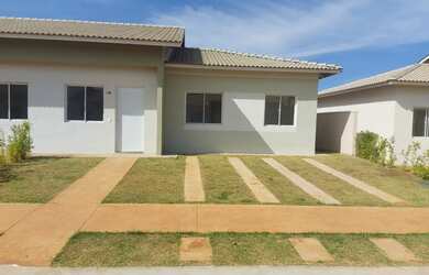 Imagem: A casa em condomínio possui 3 Dormitórios, 2 Banheiros, 2