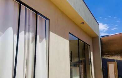 Imagem: A casa em condomínio possui 3 Dormitórios, 3 Banheiros, 5