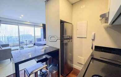 Imagem: O apartamento possui 1 Dormitório, 1 Banheiro, 1 Vaga na garagem