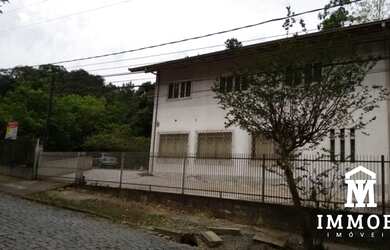 Imagem: O terreno possui 1.144m² de Área e está localizado em Anita