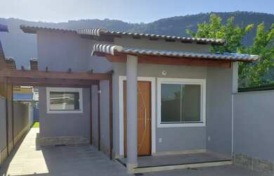 Imagem 1: Casa em Itaipuaçu. Churrasqueira, 100m² de Área, 3 Vagas na garageme2...