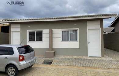 Imagem: A casa em condomínio possui 2 Dormitórios, 1 Banheiro, 2 Vagas