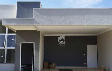 Imagem: A casa em condomínio possui 3 Dormitórios, 1 Banheiro, 4 Vagas