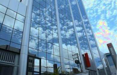 Imagem: O depósito possui 4 Vagas na garagem, 220m² de Área, Imóvel