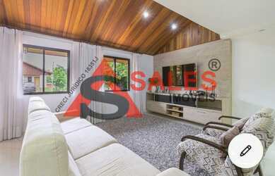 Imagem: A casa possui 4 Dormitórios, 5 Banheiros, 5 Vagas na garagem