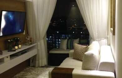 Imagem: O apartamento possui 2 Dormitórios, 1 Banheiro, 1 Vaga na garagem