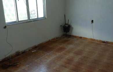 Imagem 3: Apartamento de frente, salão 2 qtos condução na porta