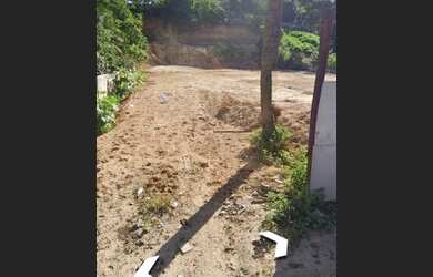 Imagem 2: Área para galpão. 2.700m² de Área