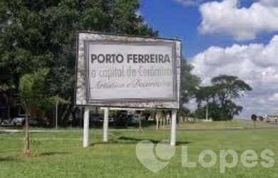 Imagem: O terreno possui 500m² de Área, Imóvel novo e está localizado