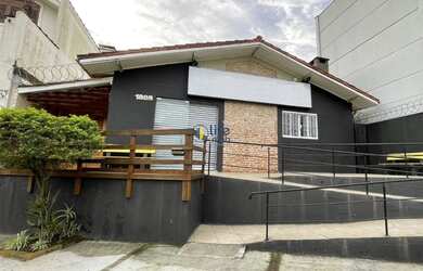 Imagem: A casa possui 2 Banheiros, 137m² de Área e está localizado