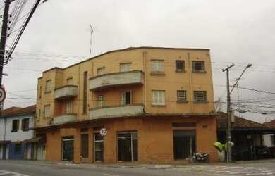 Imagem: O depósito possui 1.034m² de Área e está localizado em