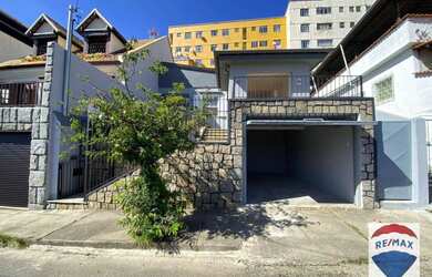 Imagem 4: Casa no Santa Catarina, rua plana, toda reformada, aquela casa aconchegante...