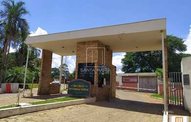 Imagem: O depósito possui 5 Vagas na garagem, 300m² de Área e está