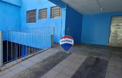 Imagem: A casa possui 3 Dormitórios, 2 Banheiros, 1 Vaga na garagem