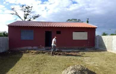 Imagem 3: Vende-se casa no litoral Guaratuba PR bairro Nereidas 400 metros da praia