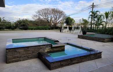 Imagem 1: Condomínio Albatroz. Piscina, 260m² de Área, 2 Vagas na garageme3 Dormitórios