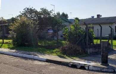 Imagem: A casa possui 2 Dormitórios, 1 Banheiro, 331m² de Área, Imóvel