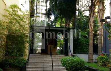 Imagem: O depósito possui 2 Vagas na garagem, 45m² de Área e está