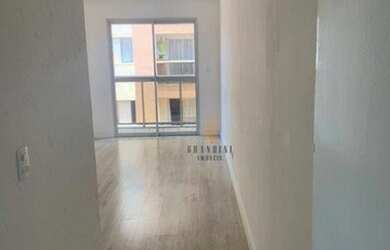 Imagem: O apartamento possui 3 Dormitórios, 1 Banheiro, 3 Vagas na