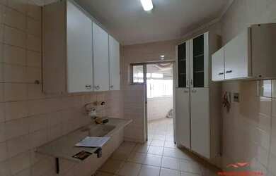 Imagem: O apartamento possui 3 Dormitórios, 2 Banheiros, 1 Vaga na