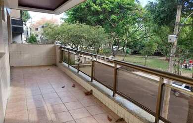 Imagem: O apartamento possui 3 Dormitórios, 2 Banheiros, 2 Vagas na