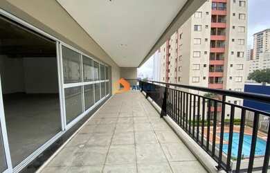 Imagem: O depósito possui 5 Vagas na garagem e 1000m² de Área e está