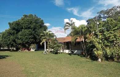 Imagem: A fazenda possui 10.998m² de Área e está localizado em Santa