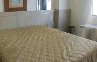 Imagem: O apartamento possui 1 Dormitório, 1 Banheiro, 1 Vaga na garagem