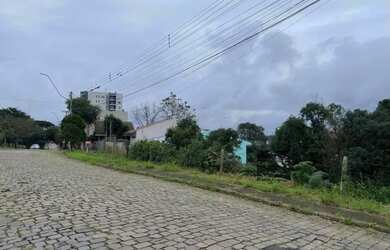 Imagem: O terreno possui 421m² de Área e está localizado em Desvio