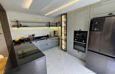 Imagem 7: Luxo! Sobrado Mobiliado, Piscina e Espaço Gourmet Porteira Fechada - Guilhermina