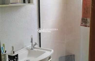 Imagem 7: Apartamento com 2 quartos para alugar no bairro Camaquã