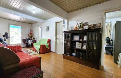 Imagem 2: CASA COM 3 DORMITÓRIOS, 2 BANHEIROS E PÁTIO