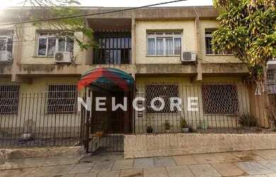 Imagem: O apartamento possui 3 Dormitórios, 2 Banheiros, 70m² de Área