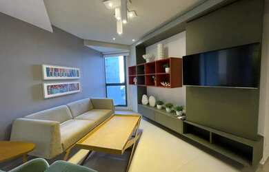 Imagem: O apartamento possui 2 Dormitórios, 1 Banheiro, 1 Vaga na garagem